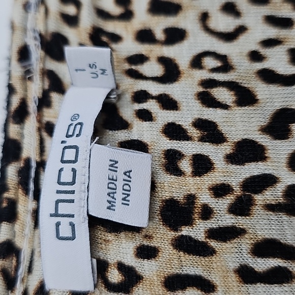 Chico's Black and Tan Leopard Print V Neck Knit Blouse Size Medium - Picture 6 of 10